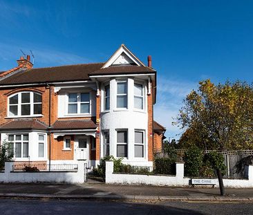 4 bedroom semi-detached house to rent - Photo 4