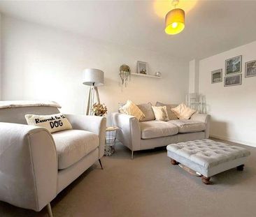 Greenfields Drive, Newport, Shropshire, TF10 - Photo 3