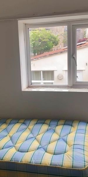 Room in a Shared House, Mivart Street, BS5 - Photo 1