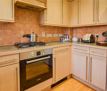 2 bedroom link detached house to rent - Photo 5