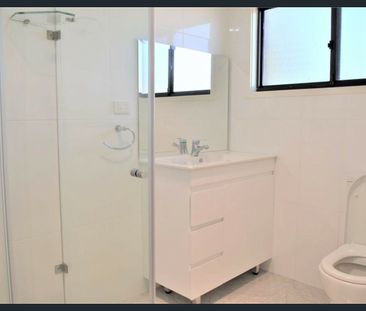 Spacious & Well-Maintained Home in Prime Kingswood Location - Photo 4