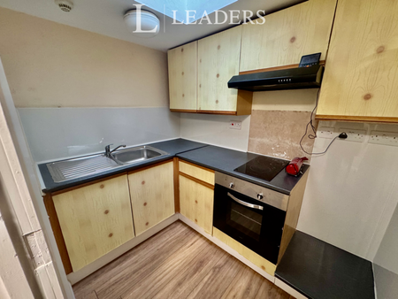 1 bedroom flat to rent - Photo 3