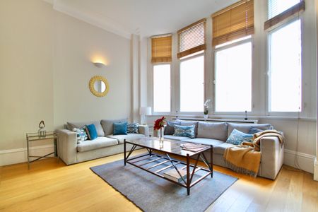 Cadogan Square, Knightsbridge, London - Photo 3