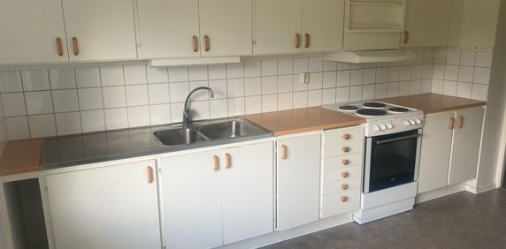 Järnvägsgatan 8B - Photo 2