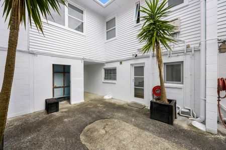 Grey Lynn 6 Bedroom - Photo 2