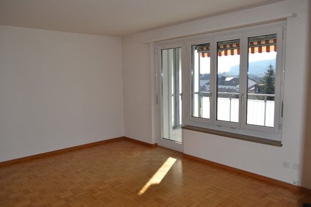 Grosszügige 4- Zimmerwohnung in Zürich-Oerlikon - Foto 1