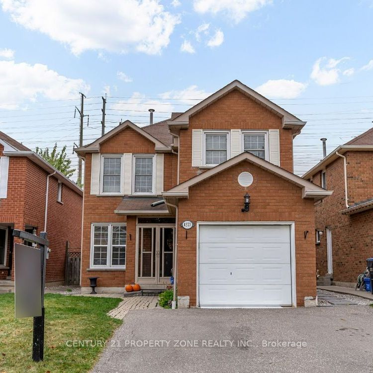 Detached Home For Lease | W8143110 - Photo 1