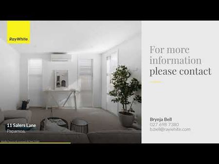 High stud immaculate home - Photo 5