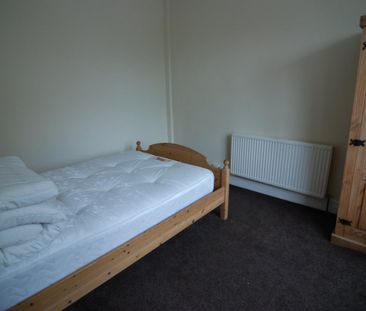 5 bed Terraced - To Let - Photo 2