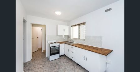 What a Location! - Photo 3