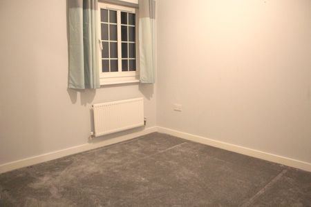 3 bedroom house to rent Edison Way, Arnold, Nottingham, NG5 - Photo 3