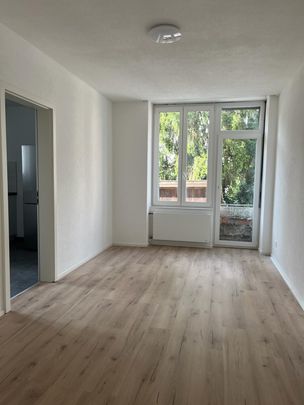 2.5 Zimmer, 2. Stock - Photo 1