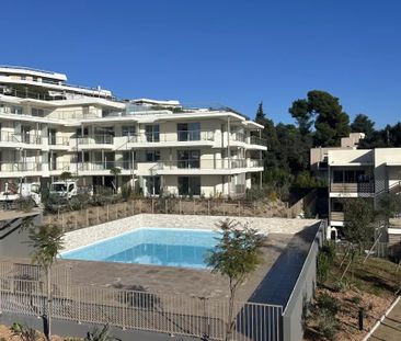 Location Appartement 1 pièces 25 m2 à Villeneuve-Loubet - Photo 2