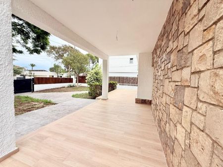 Casa o chalet de alquiler en Calle Blasco Ibañez, Rocafort - Photo 3