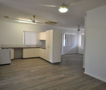 NEAT AND TIDY - 3x1 Close to CBD - Photo 1