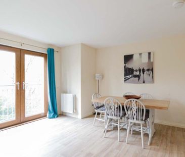2 bedroom flat to rent - Photo 4