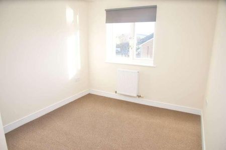 Long Acre, Thamesmead West, SE28 - Photo 3