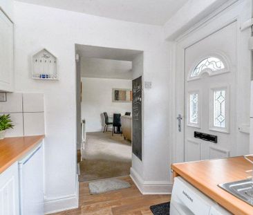 2 bedroom terraced house to rent - Photo 2