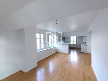 Location Appartement 4 pièces 98m² CHALON SUR SAONE 71100 - Photo 4