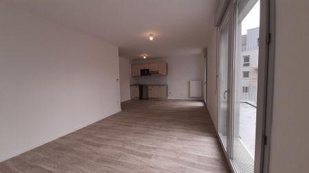 location Appartement T4 DE 86.49m² À CERGY PONTOISE - Photo 3