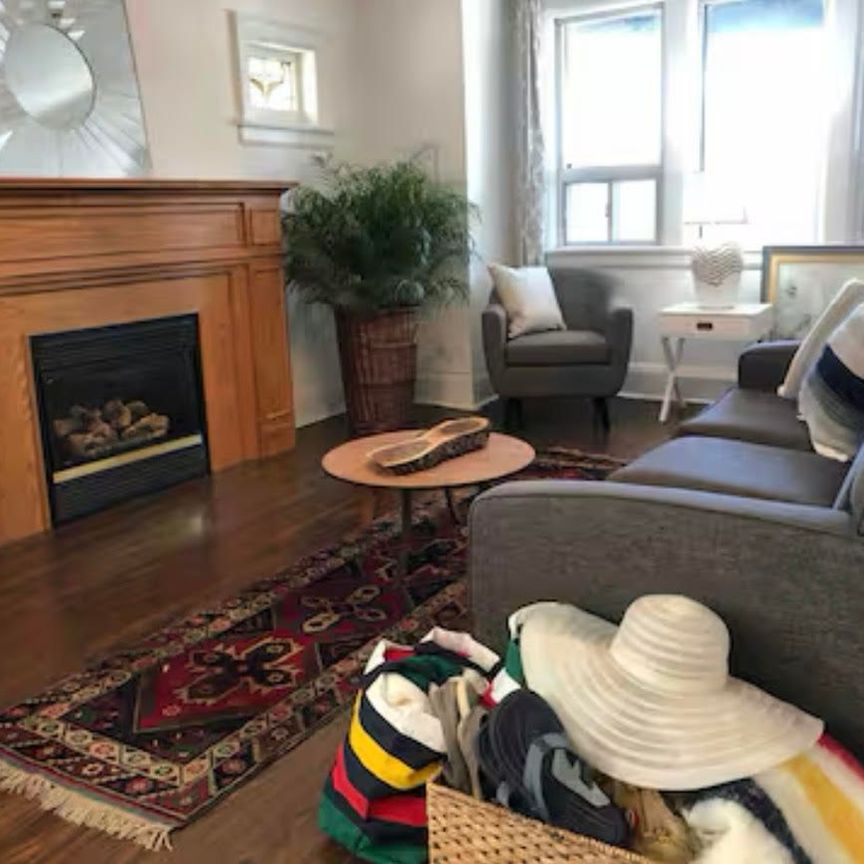 For Lease - 62 Scarboro Beach Boulevard Unit# UPPER, Toronto, Ontario - Photo 1