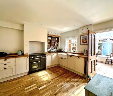 3 bedroom end of terrace house to rent - Photo 6