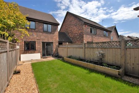 Verney Close, Bramshall, Uttoxeter ST14 5NJ - Photo 5