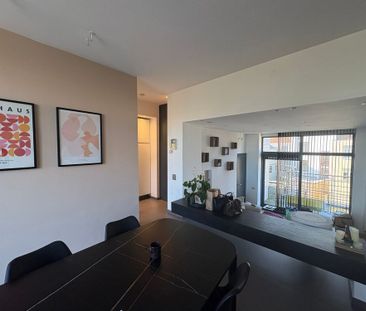 Te huur: prachtig duplex appartement met 2 slaapkamers en terras te... - Photo 3