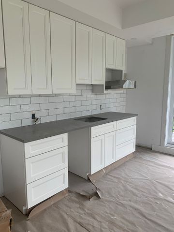 841 Grenon Ave - Photo 4