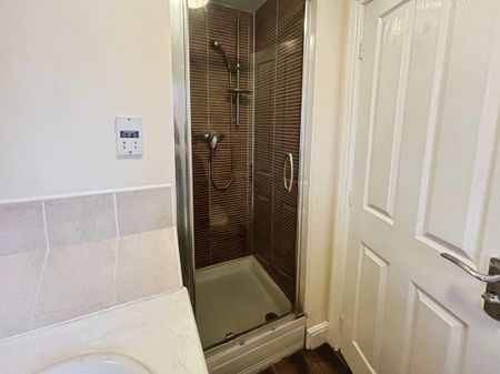 Skomer Island Way, CAERPHILLY - Photo 5