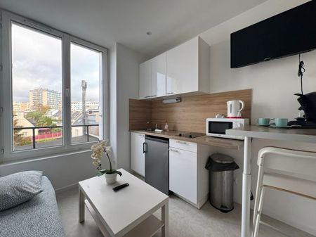 STUDIO MEUBLE-PROCHE BOULEVARD MONTAIGNE-LA2215 - Photo 2