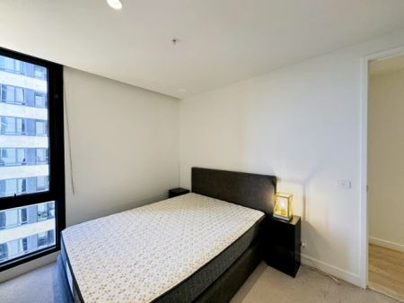 2 Bedroom - Photo 2