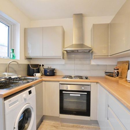 1 bedroom flat to rent - Photo 3