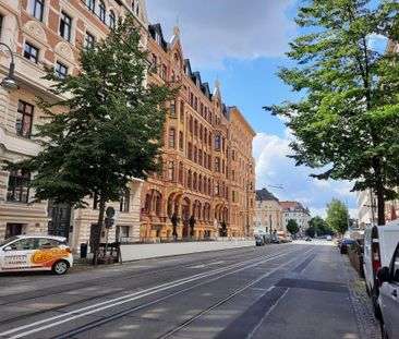 Geräumige 3-Raumwohnung mit 2 Balkonen im Herzen Magdeburgs - Foto 1