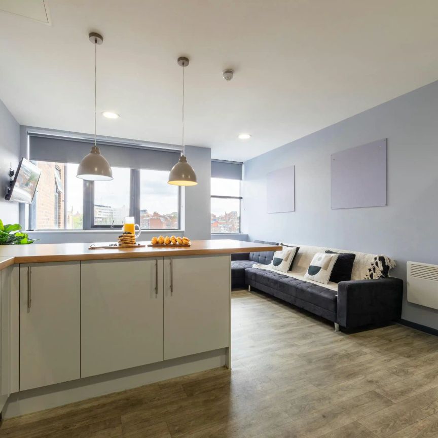 Gold Studio - Photo 1