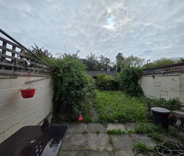 3 bedroom terraced house to rent - Photo 4