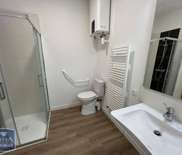 Location Appartement 1 pièce 24m² CHANGE 53810 - Photo 4