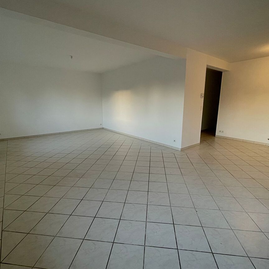 Location maison 4 pièces, 118.39m², L'Isle-Jourdain - Photo 1