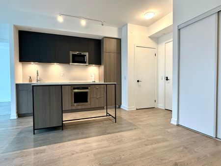 For Lease - 220 Missinnihe Way Unit# 1209, Mississauga, Ontario - Photo 4