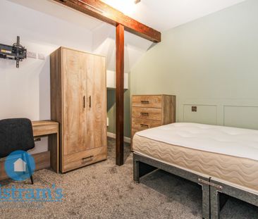 Shared House for Rent - Photo 1