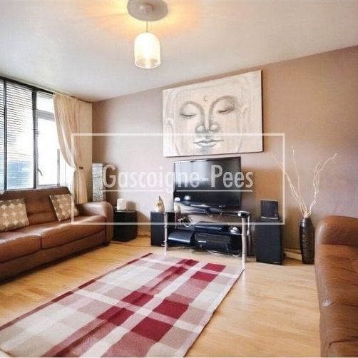 Bracknell, RG12 - Photo 1