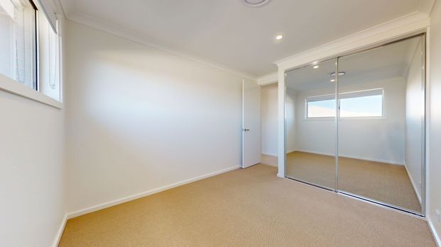 Newly Built Furnished Duplex in South Lakes - Photo 1