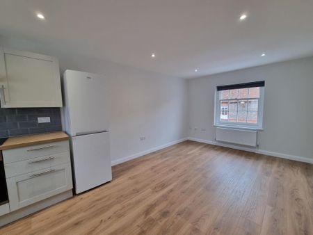 1 bedroom apartment to rent - Photo 4