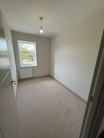 Chesterfield Road, Lichfield, WS14 - Photo 2