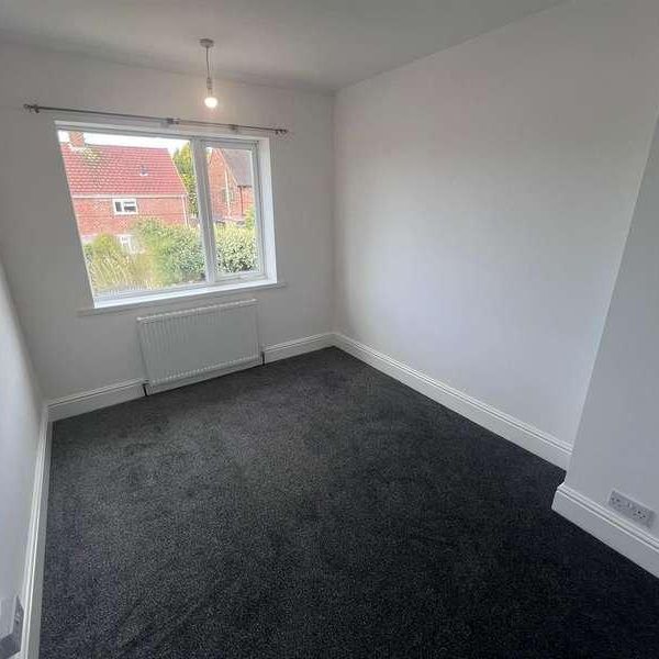 Willow Grove, Stoke-on-trent, ST3 - Photo 1