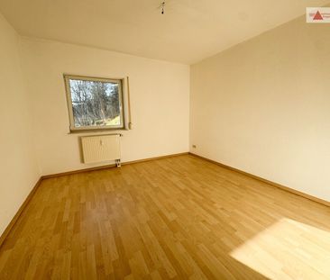 3-Raum-Wohnung mit Balkon & Einbauküche in Bermsgrün - Photo 1