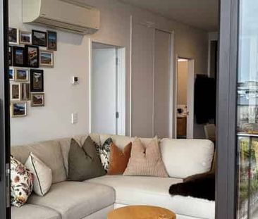 Central City Apartment - Large Balcony, Alps Views - Photo 2