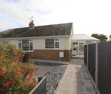3 bedroom bungalow to rent - Photo 1