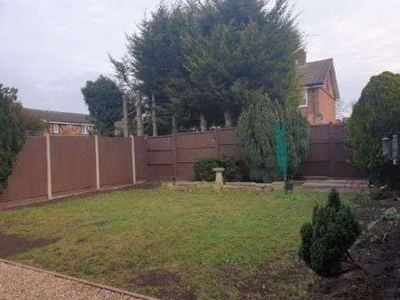 1 bedroom Property to rent - Photo 5