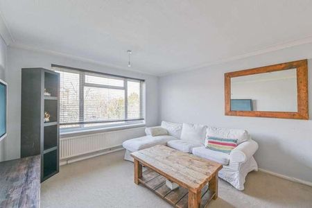 Radcliffe Square, Putney Heath, SW15 - Photo 2